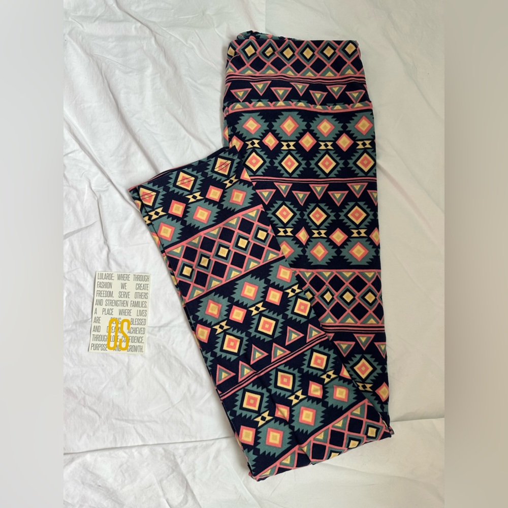LuLaRoe One Size Leggings - Geometric Print